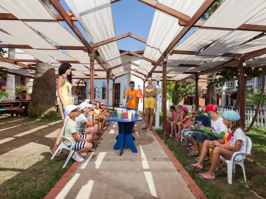 Club Tarhan Beach Didim Exterior foto