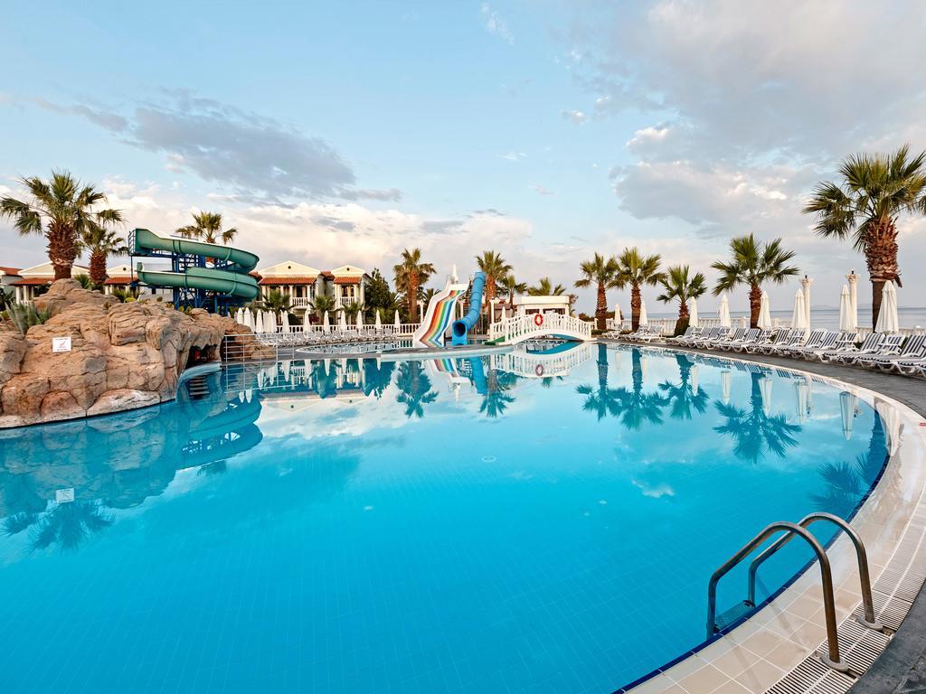 Club Tarhan Beach Didim Exterior foto